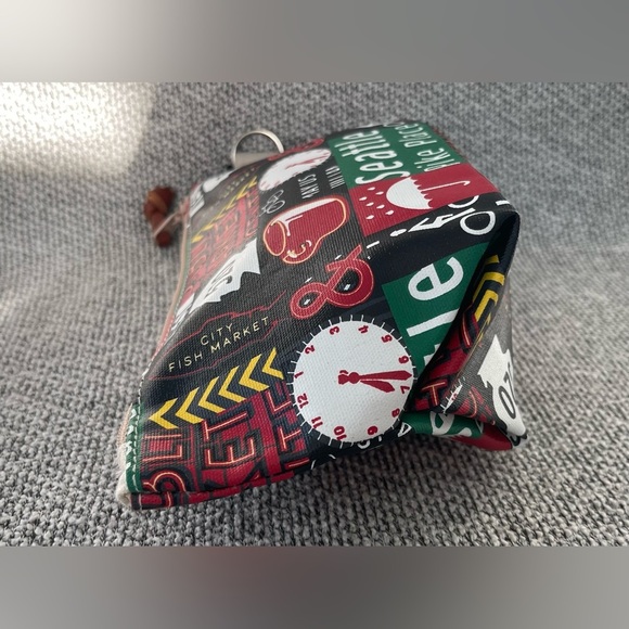 CHALOU Seattle Themed Cosmetic Bag - Black and Red - Picture 8 of 16